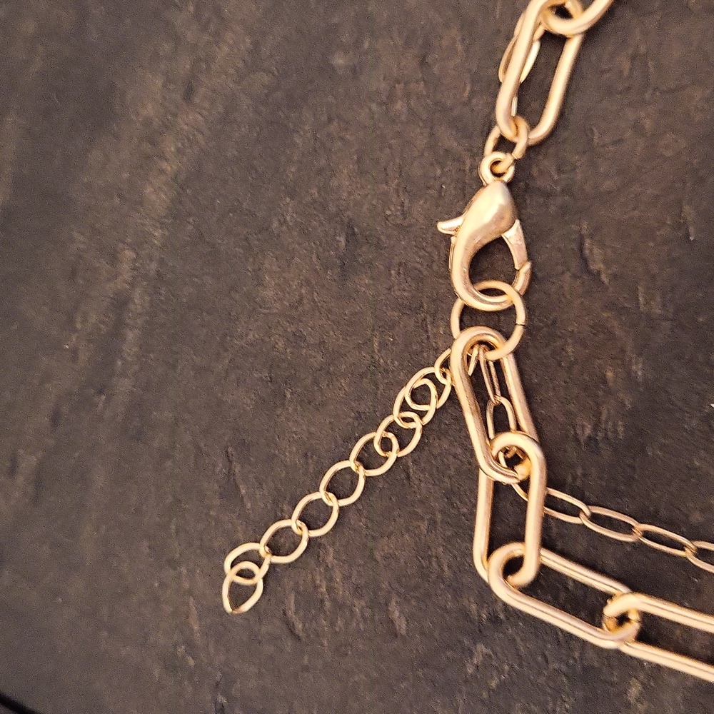Tate & Tilly Gemstone Gold Tone Necklace - Picture 5 of 8